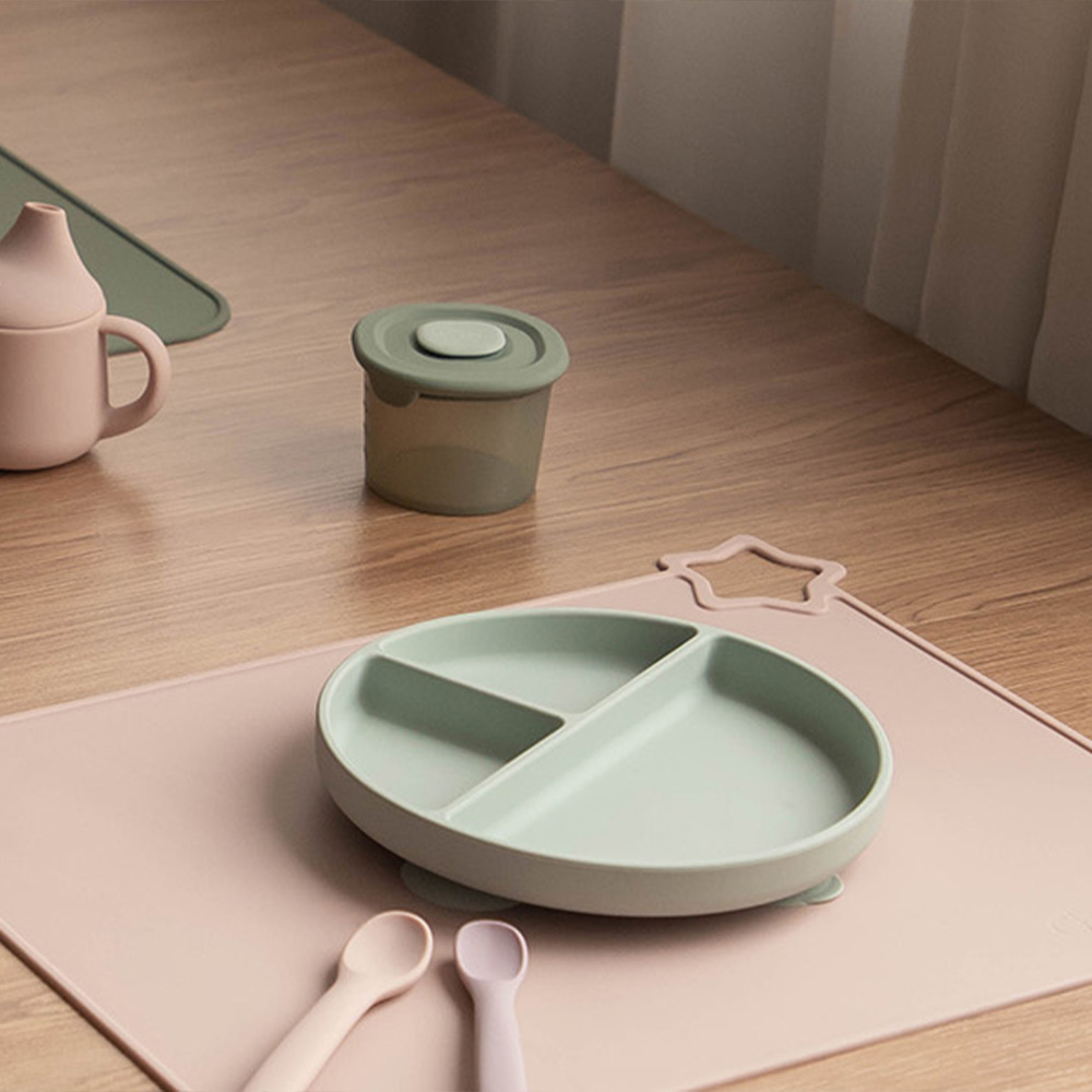 1PCS Simple Silicone Placemat  - Baby Food Restaurant 评论和价格